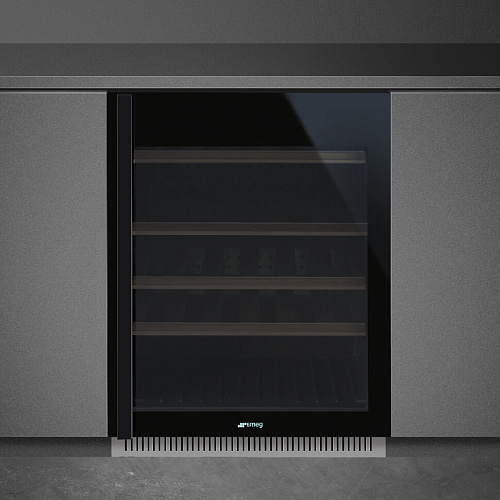                                                                   Smeg CVI638RN3